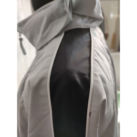 Champs Sports Men's gray and black hooded with pockets windbreaker Size Large - Picture 3 of 12